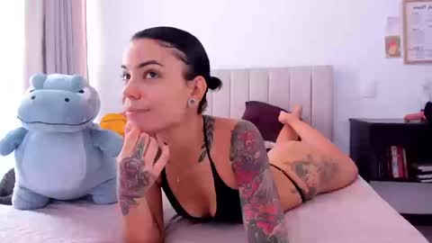 Just Fly online show from September 23, 2025, 5:05 pm