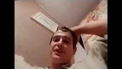 Snapshot of flybuy2525 chatting on November 28, 2025, 5:15 pm flybuy2525 online show from November 28, 2025, 5:15 pm