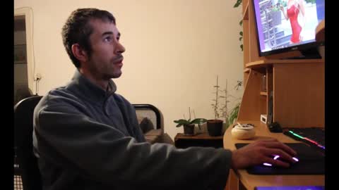 flyhigh92 online show from January 5, 2025, 4:27 pm