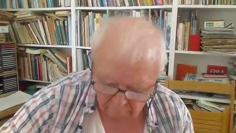 Snapshot of flyvbar chatting on April 25, 2026, 2:58 pm flyvbar online show from April 25, 2026, 2:58 pm