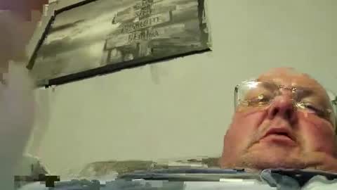 Snapshot of focusfuker chatting on January 11, 2025, 1:37 am focusfuker online show from January 11, 2025, 1:37 am