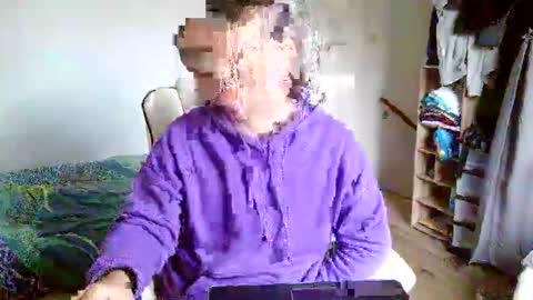 Snapshot of foix228489 chatting on September 28, 2025, 2:22 pm foxalwaysexcited online show from September 28, 2025, 2:22 pm