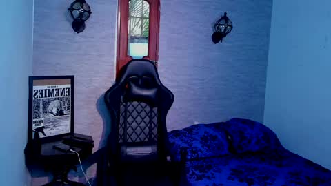 Snapshot of foniland_ chatting on April 11, 2026, 8:24 pm Foni online show from April 11, 2026, 8:24 pm