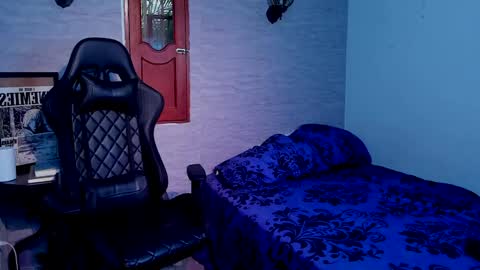 Snapshot of foniland_ chatting on April 29, 2026, 10:05 pm Foni online show from April 29, 2026, 10:05 pm