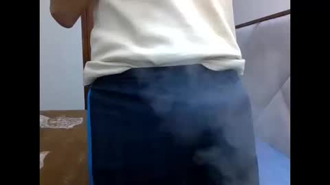 fonzi_flores online show from October 12, 2025, 10:25 am