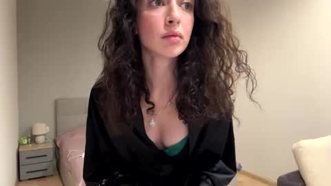 forbiddennvelvet online show from October 16, 2025, 7:26 pm