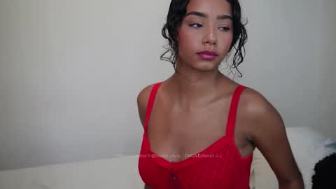 Snapshot of forever_y0ung chatting on March 6, 2025, 5:22 pm Megan Prada Follow me on Onlyfans online show from March 6, 2025, 5:22 pm