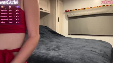 Snapshot of foreverkinkyy chatting on March 5, 2025, 1:52 am Elaine online show from March 5, 2025, 1:52 am