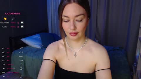 Snapshot of foreversmileme chatting on February 16, 2025, 2:31 am Julia online show from February 16, 2025, 2:31 am