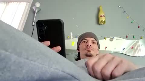 foreveryung723 online show from October 29, 2025, 11:06 pm