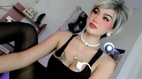 Snapshot of forget_me_not69 chatting on February 13, 2026, 4:52 am KHATRINA STACIE MARIE online show from February 13, 2026, 4:52 am