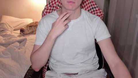 Snapshot of forrest_grump chatting on November 8, 2025, 4:23 am Dean online show from November 8, 2025, 4:23 am