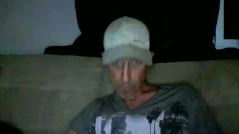 fouraide42 online show from May 22, 2026, 4:08 am