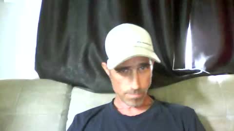 fouraide42 online show from May 31, 2026, 6:31 pm