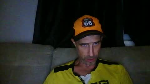 fouraide42 online show from July 3, 2026, 2:51 am