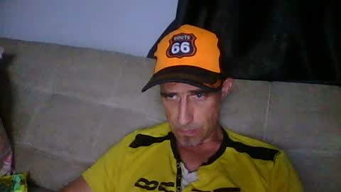fouraide42 online show from July 11, 2026, 7:33 am