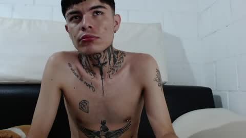 Snapshot of foxbadboy chatting on May 28, 2026, 6:00 am foxbadboy online show from May 28, 2026, 6:00 am