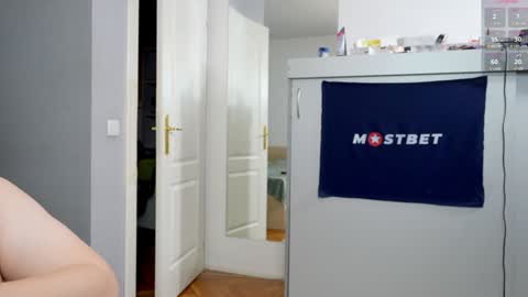 CUSTOM PHOTOS AND VIDEOS -  online show from December 6, 2024, 2:49 pm