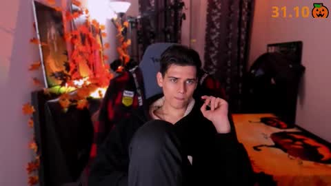 Snapshot of foxicfu chatting on October 24, 2025, 1:18 pm Foxicfu online show from October 24, 2025, 1:18 pm