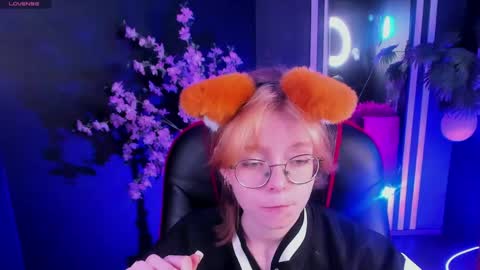 Snapshot of foxxxypolly chatting on May 30, 2026, 5:37 am Polly online show from May 30, 2026, 5:37 am