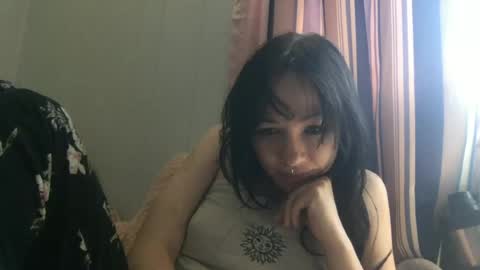 foxxyroxxygoth online show from June 20, 2026, 7:27 pm