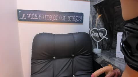 foxy_aleja online show from May 30, 2026, 11:07 am
