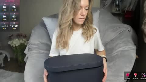 Foxy online show from March 12, 2025, 3:35 am