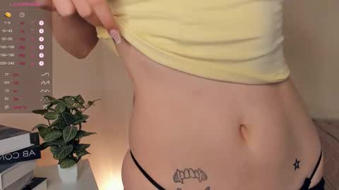 Snapshot of foxy_blush chatting on December 13, 2025, 7:53 pm Eva online show from December 13, 2025, 7:53 pm