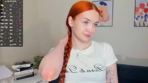 Snapshot of foxy_blush chatting on January 11, 2026, 7:08 pm Eva online show from January 11, 2026, 7:08 pm