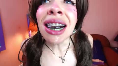 Miss Evans online show from March 27, 2026, 6:18 pm