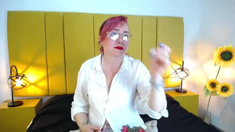 Snapshot of foxy_miilf chatting on September 11, 2025, 1:22 pm Foxy miilf online show from September 11, 2025, 1:22 pm