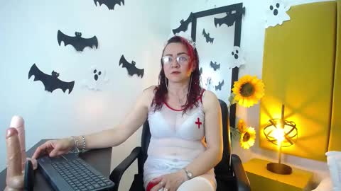 Snapshot of foxy_miilf chatting on October 29, 2025, 12:51 pm Foxy miilf online show from October 29, 2025, 12:51 pm