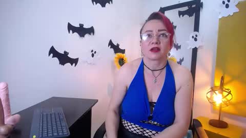 Snapshot of foxy_miilf chatting on November 1, 2025, 12:51 pm Foxy miilf online show from November 1, 2025, 12:51 pm