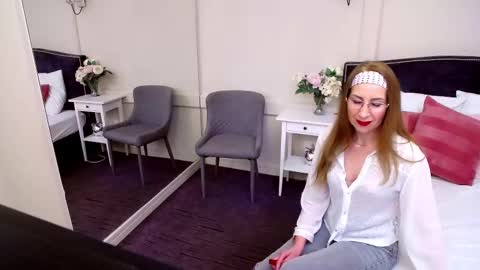 Snapshot of foxy_ramona chatting on February 16, 2025, 1:16 pm Ana online show from February 16, 2025, 1:16 pm