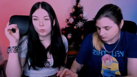 Snapshot of foxy_tease_ chatting on December 17, 2025, 9:21 pm foxy_tease_ online show from December 17, 2025, 9:21 pm