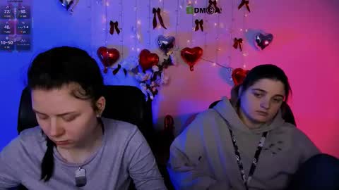 Snapshot of foxy_tease_ chatting on February 19, 2026, 7:43 pm foxy_tease_ online show from February 19, 2026, 7:43 pm