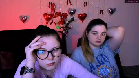 Snapshot of foxy_tease_ chatting on February 21, 2026, 8:10 pm foxy_tease_ online show from February 21, 2026, 8:10 pm