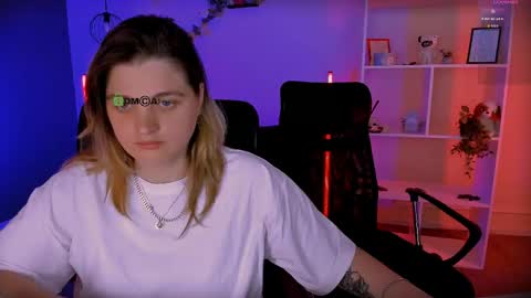 foxy_tease_ online show from May 17, 2026, 7:10 pm
