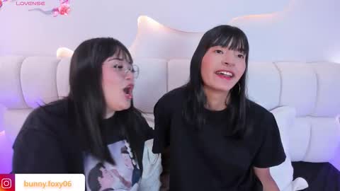 Snapshot of foxybuny chatting on March 26, 2026, 6:08 am FOXY AND BUNNY online show from March 26, 2026, 6:08 am