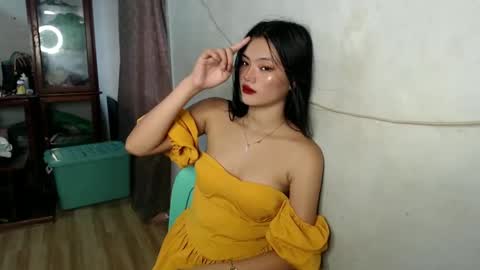 Snapshot of foxygoddess19 chatting on January 4, 2025, 4:01 am foxygoddess19 online show from January 4, 2025, 4:01 am