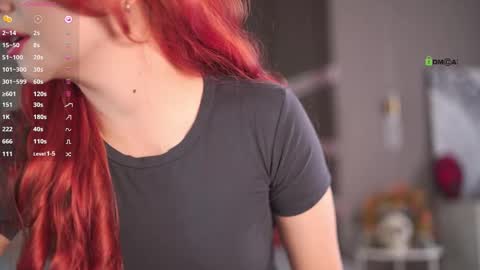 foxylovesyou online show from October 17, 2025, 7:33 am