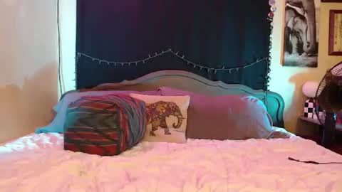 Mallory Koxx online show from July 5, 2026, 7:48 am