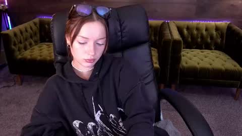 Snapshot of foxymayy chatting on September 20, 2025, 12:39 pm Maya online show from September 20, 2025, 12:39 pm