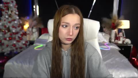 Maya online show from December 13, 2025, 9:09 pm