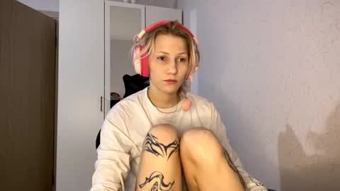 Kate online show from December 19, 2025, 8:32 am