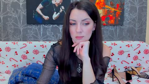 Snapshot of foxyx1 chatting on December 15, 2024, 5:53 pm Foxy online show from December 15, 2024, 5:53 pm