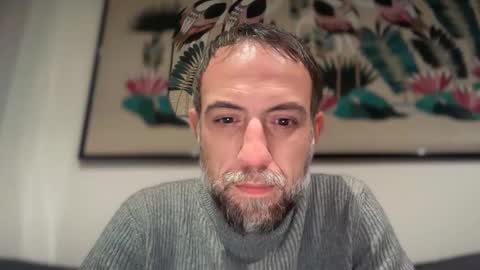 fra___ online show from December 13, 2025, 11:43 pm