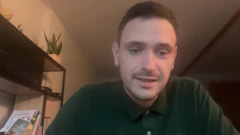 fraisetagada359 online show from November 1, 2025, 7:10 am