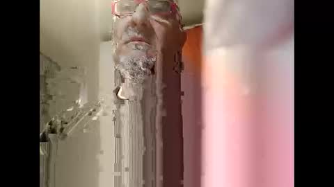 frajimhorm online show from April 6, 2026, 10:49 am