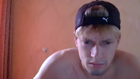 Snapshot of frame_tamer888 chatting on May 13, 2026, 10:01 am frame_tamer888 online show from May 13, 2026, 10:01 am